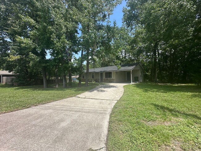 Building Photo - Cozy Green Cove Springs Home For Rent