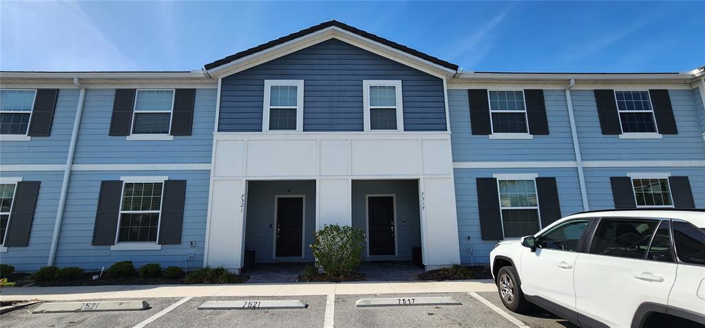 Foto principal - 7517 Oak Spg Ln