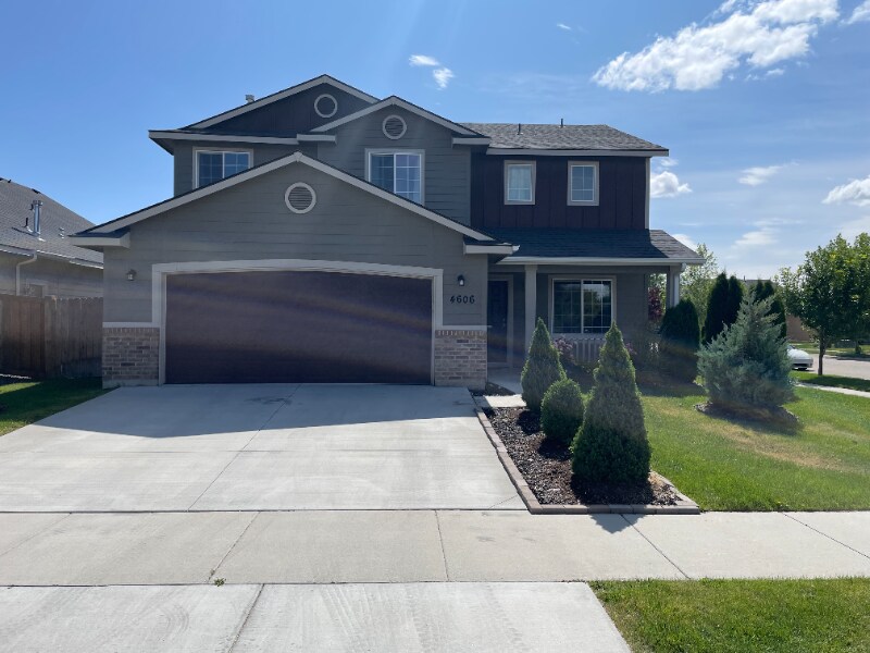 Foto principal - 4606 N Elsinore Ave