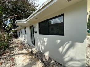 Building Photo - 3689 William 3689