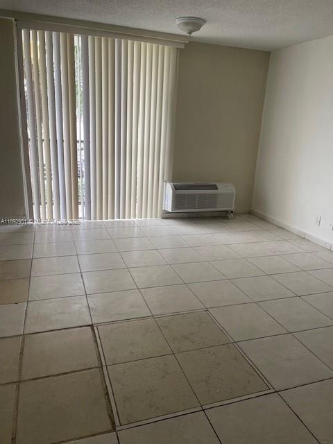 Foto del edificio - 16450 NW 2nd Ave