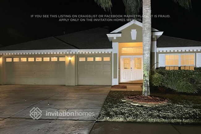 Building Photo - 10547 San Travaso Dr