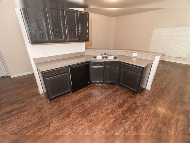 Building Photo - 29630 Yaupon Shore Dr