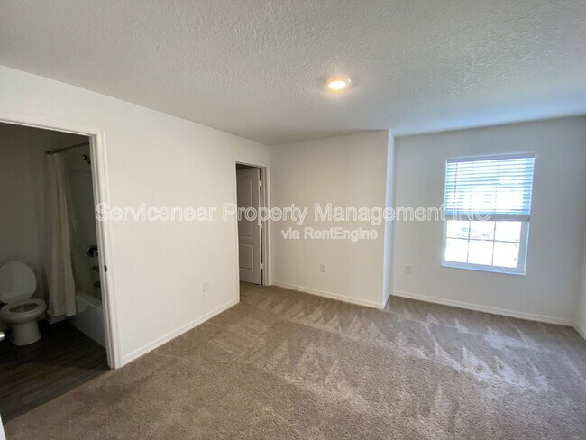 Building Photo - 5315 New Friendship Pl