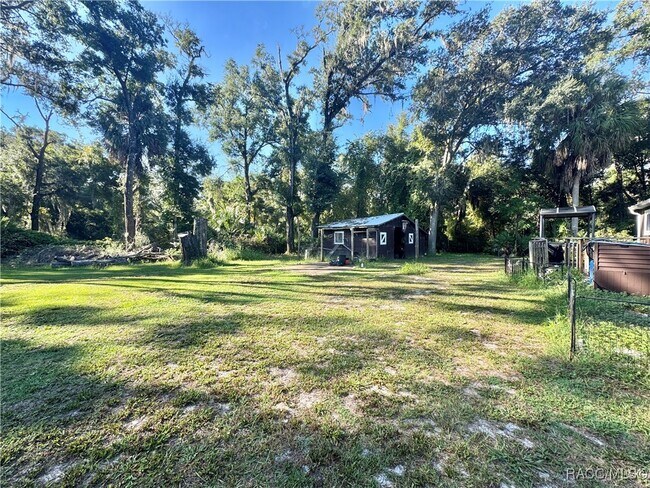Building Photo - 9750 W Dunnellon Rd