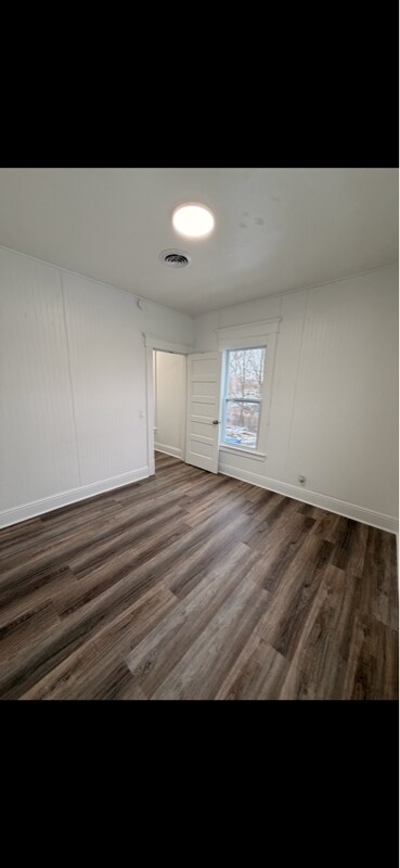 Foto del edificio - 1564 Laharpe St