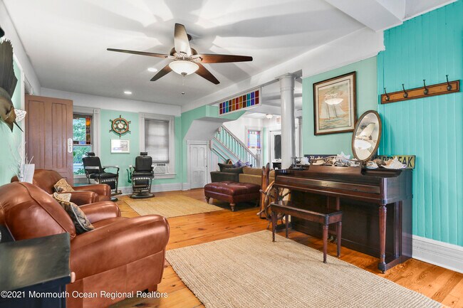 Building Photo - 117 Cliff Ave