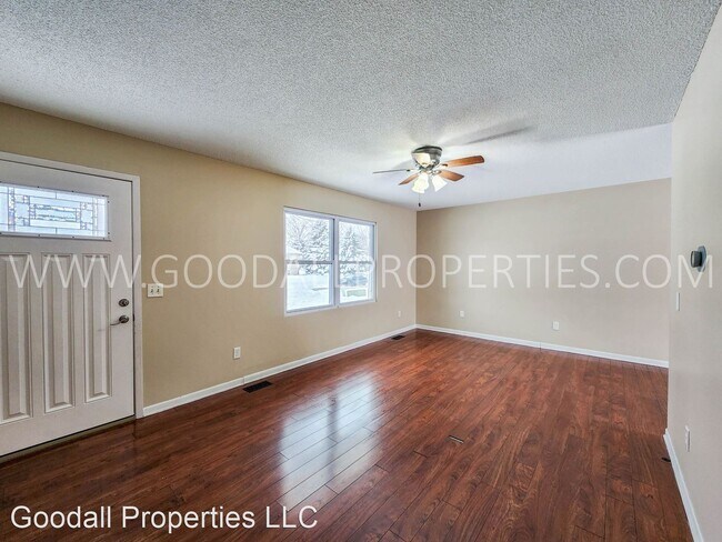 Building Photo - 3 br, 1 bath House - 2103 Norwood Dr