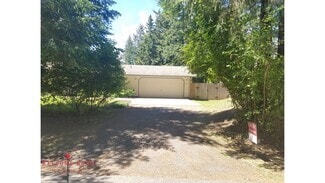 Building Photo - 17819 Upland Dr SE