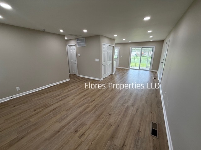 Building Photo - 1300 Evaline Dr