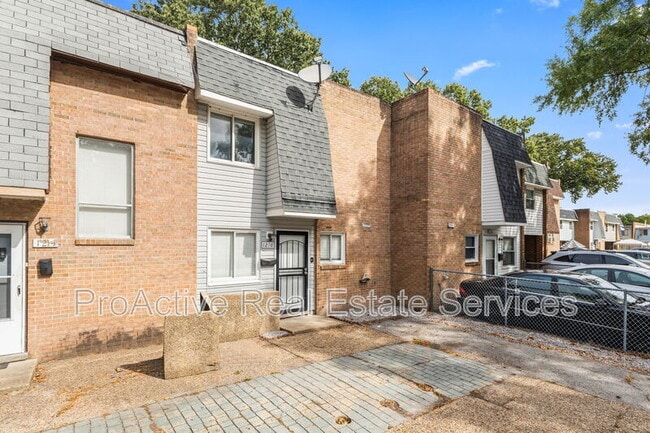 Building Photo - 1216 Bunsen Ct