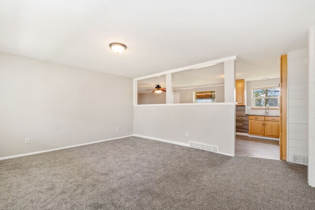 Foto del edificio - 3270 W 92nd Pl