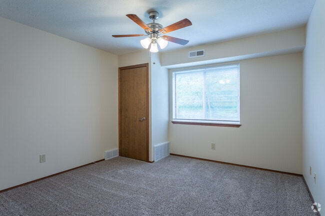 2BD 1BA 1,020 sq. ft. - Portage Pointe Apartments