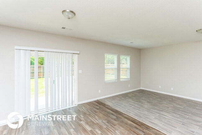 Foto del edificio - 437 Stone Creek Blvd