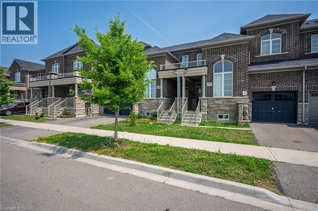 Building Photo - 1593 CHRETIAN Street