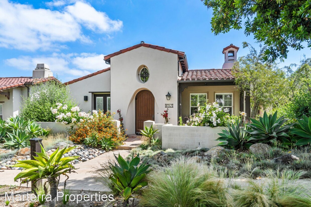 Primary Photo - 3 br, 3 bath House - 8263 Santaluz Village...