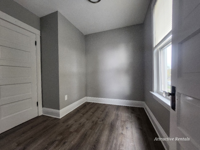 Building Photo - 1316 Otto Blvd