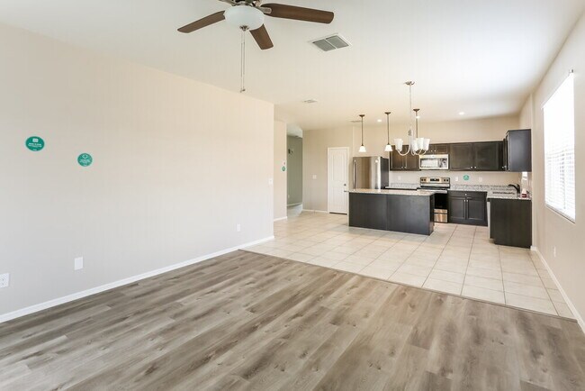 Foto del edificio - 6873 S Blue Hills Dr