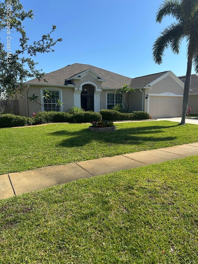 Foto principal - 1354 Enclave Dr