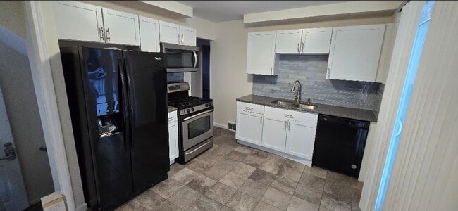 Foto del edificio - 18433 Fox