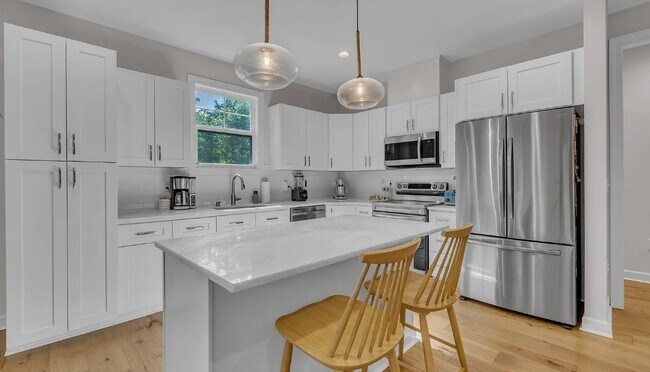 Foto del edificio - 3909 Bristlewood Dr