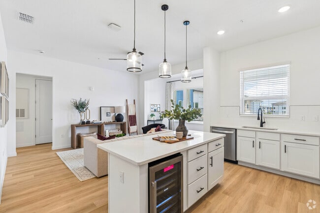 B2 2BR, 2BA - 1,237SF - Kitchen - Regency