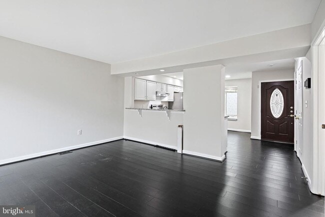 Foto del edificio - 9473 Clocktower Ln