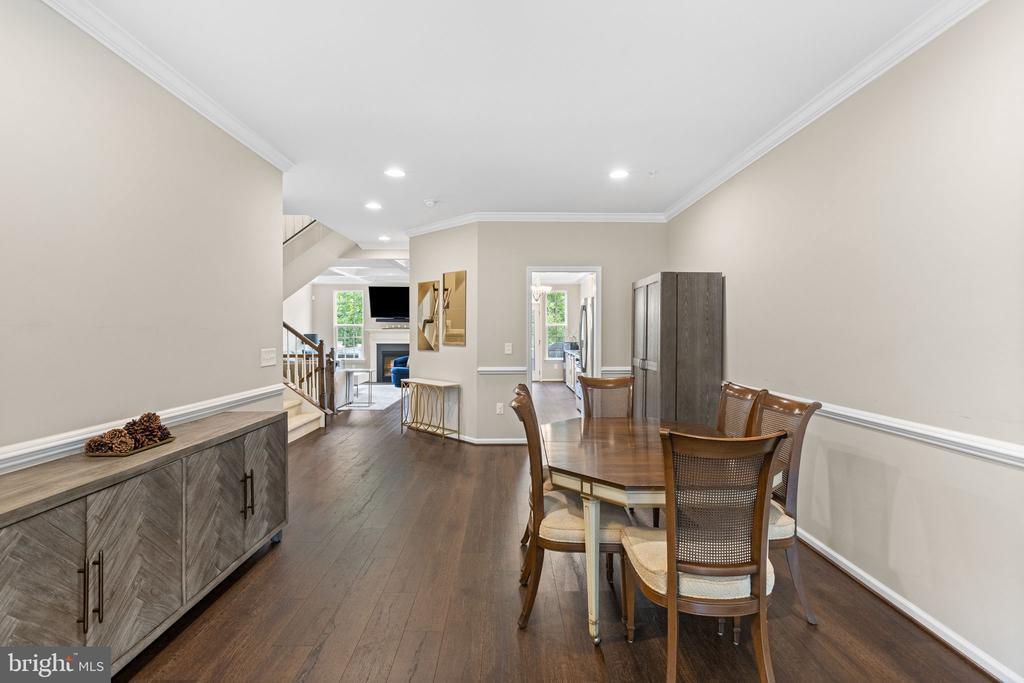 Primary Photo - 51 Hawkswell Cir