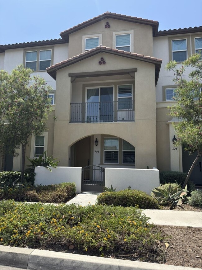 Building Photo - 7678 Sunflower Dr