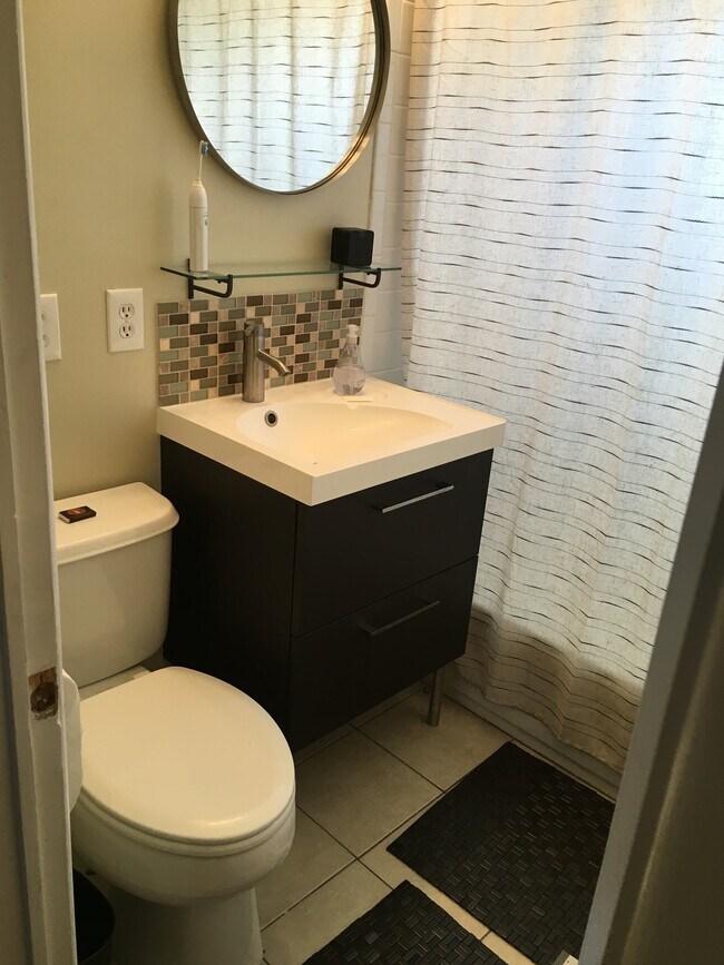 Foto del edificio - 2739 S Knox Ct