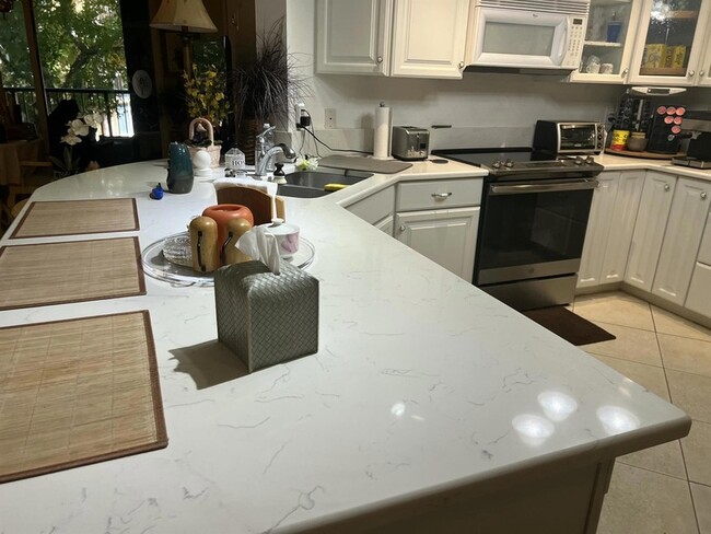 Photo - 100 Scotia Dr Apartment