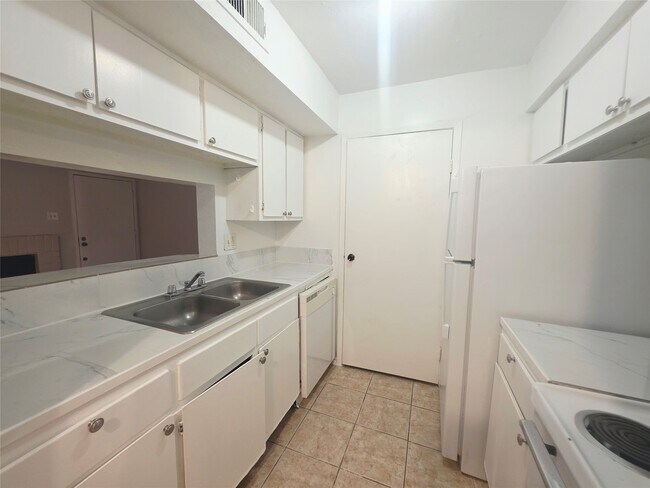 Foto del edificio - 12511 Ashford Meadow Dr