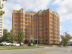 Plaza Apartment Center Kansas City
