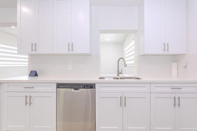 Foto del edificio - 1717 16th Ct N