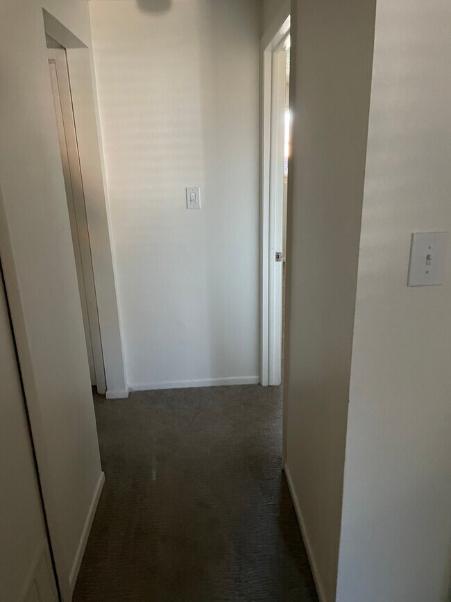 Foto del edificio - 3735 Misty Meadows Dr