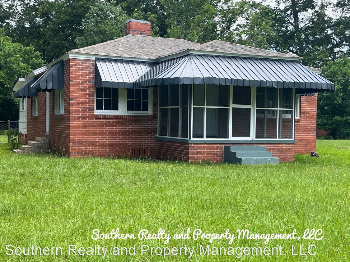 Foto principal - 3 br, 1 bath House - 210 North Ashurst Avenue