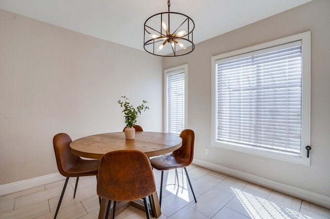 Foto del edificio - 9120 Telfair Ave