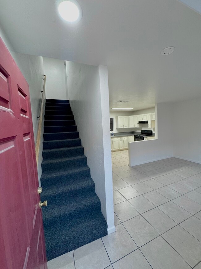 Building Photo - 7309 Central Ave