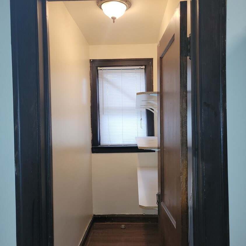 Foto del edificio - 6731 S Rockwell St