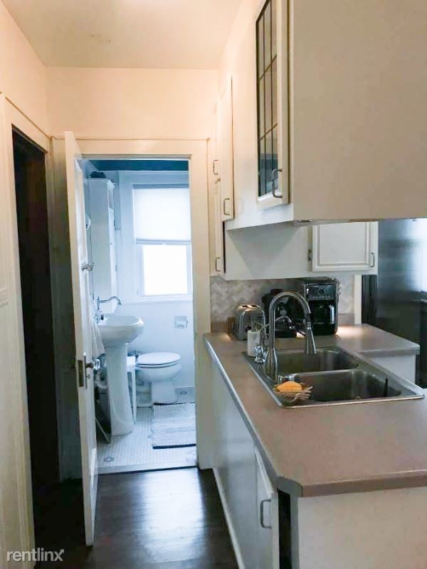 Building Photo - 3 br, 1 bath House - 5100 N Diversey Blvd