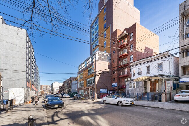 Building Photo - 13308 41st Ave