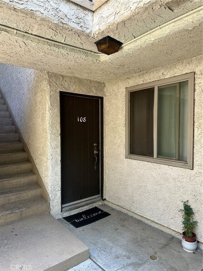 Foto del edificio - 7055 Etiwanda Ave