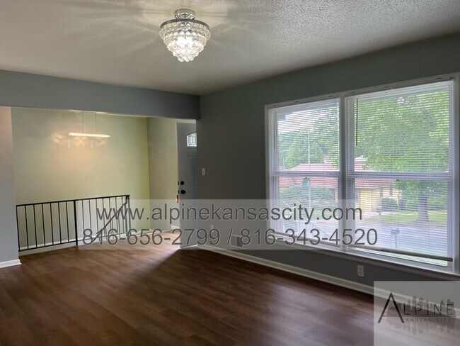 Foto del edificio - Beautiful KC Home near Raytown