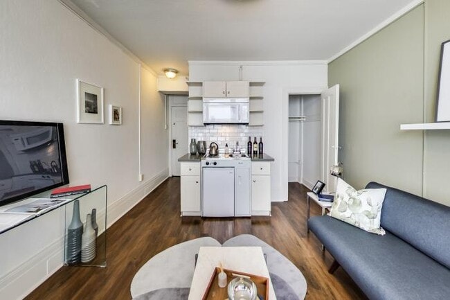 Building Photo - bedroom in San Francisco CA 94108