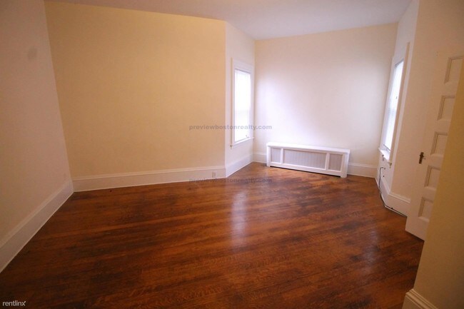 Building Photo - 111 Winthrop Rd