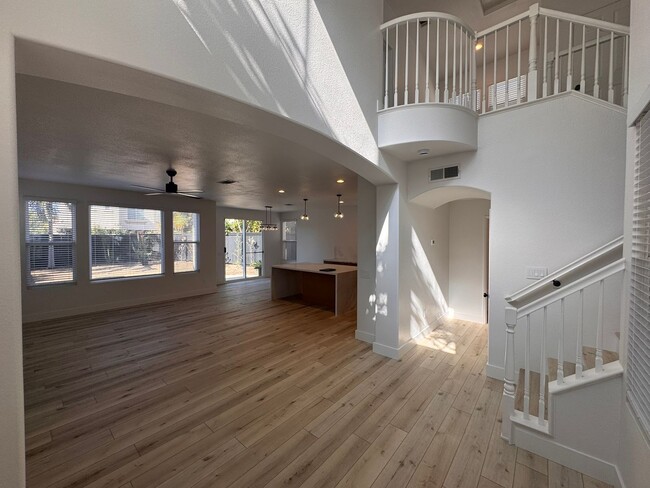 Building Photo - Charming Two-Story Home in Oceanside with ...