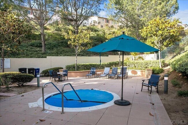 Foto del edificio - 3 Bed / 2.5 Bath Single Family Home!! Avai...