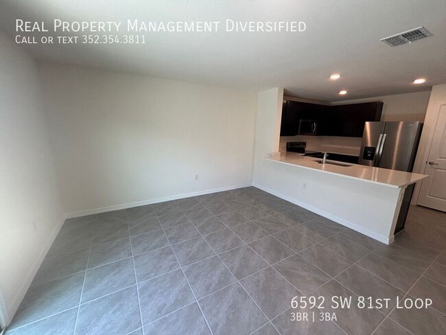 Building Photo - 6592 SW 81st Lp