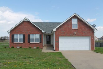 Building Photo - 1577 Autumn Dr