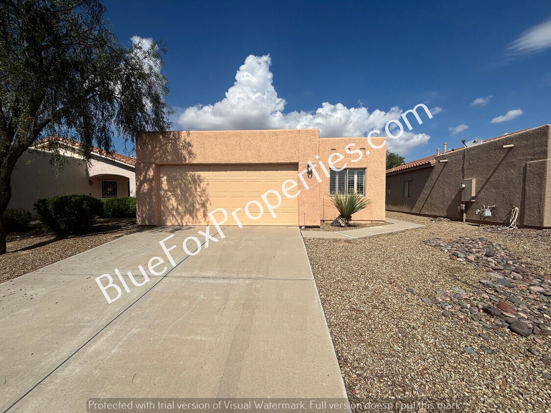Foto principal - 5389 N Willow Thicket Way